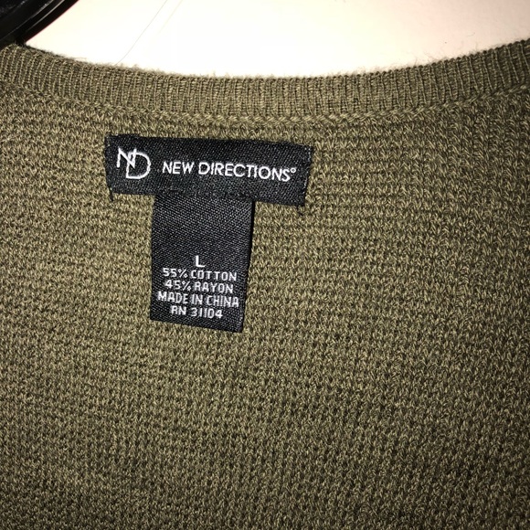 New Directions Green Cardigan with Flowers - Picture 2 of 3